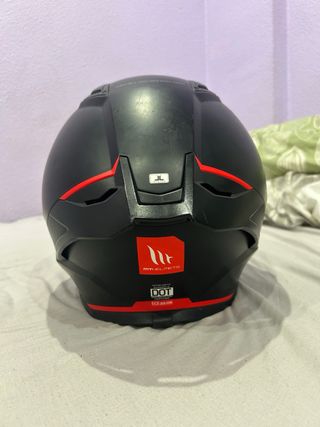Casco de moto MT Helmets negro