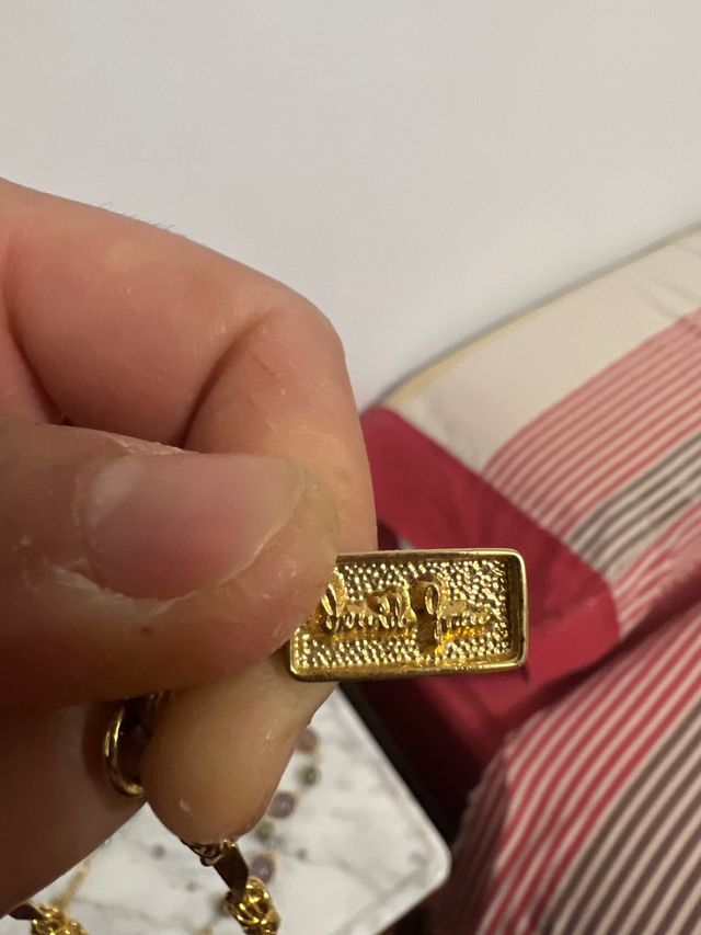 Collar largo dorado con cuentas de cristal