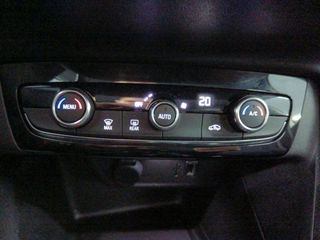 Opel Corsa e Elegance