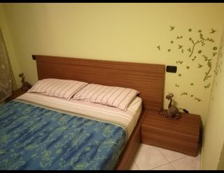 Camera da letto matrimoniale usata in teak