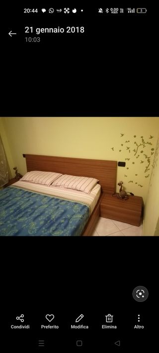 Camera da letto matrimoniale usata in teak