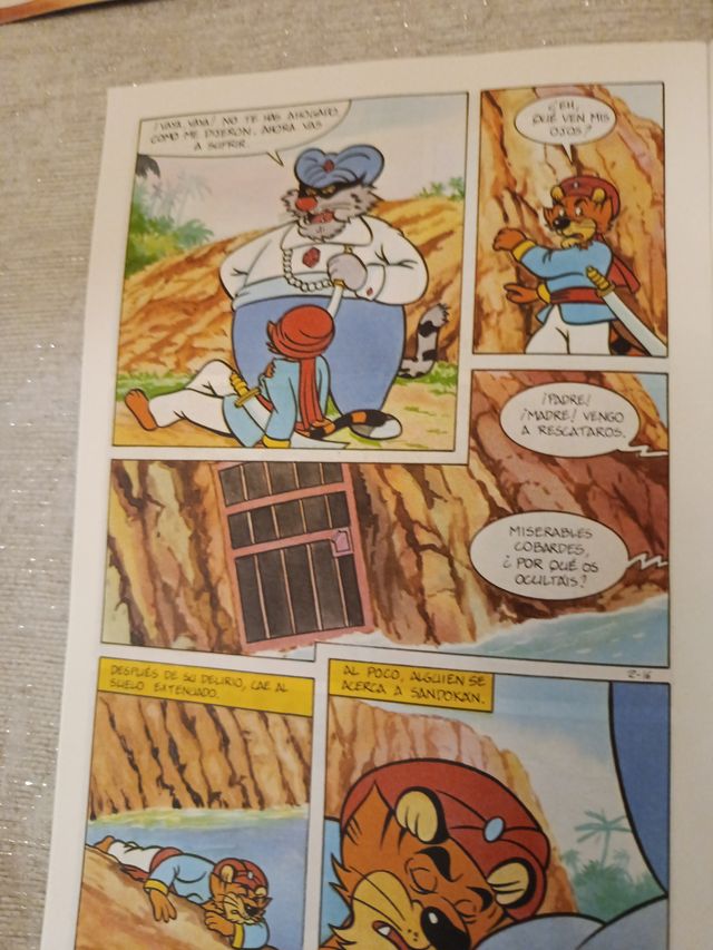Tres Tebeos sandokan años 80 y de regalo la moldur