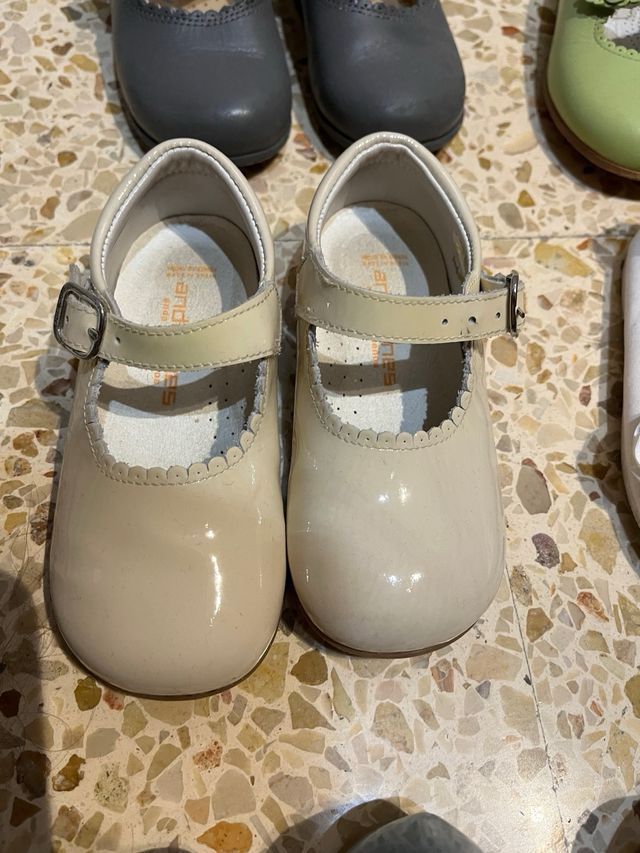 Zapatos Niña Talla 23