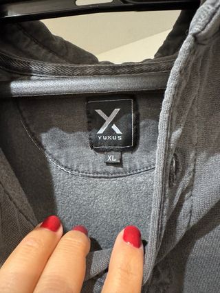 Sudadera Yuxus gris con logo