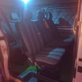 Renault Trafic 2012 de bajo x último a 7500