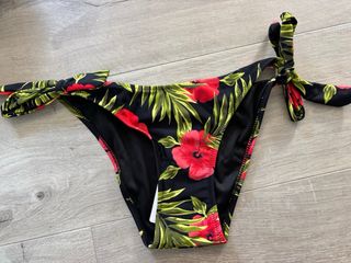 Conjunto bikini 2 sujetadores estampado tropical