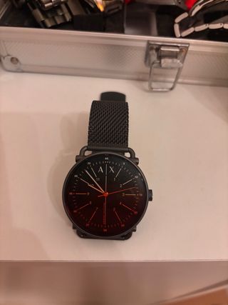Reloj Emporio Armani Negro y Rojo