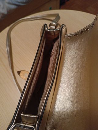 Borsetta donna oro con borchie