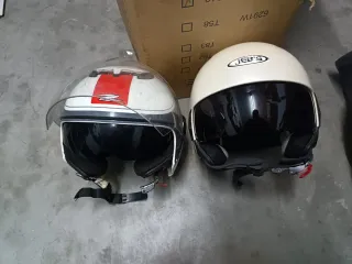 Cascos de Moto Zeus y Blanco