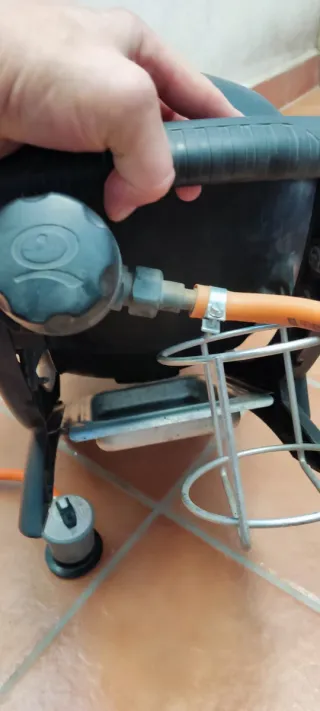 Barbacoa de Gas Weber Negra