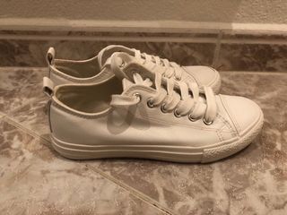 Zapatillas blancas
