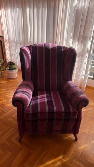 Coppia di poltrone vintage viola/grigie con orecchie