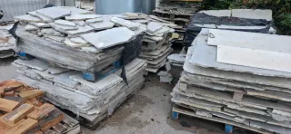 Lote de losas de piedra antiguas para solería