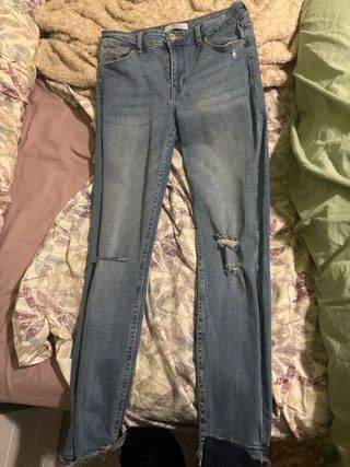 Vaqueros Bershka Azules Rotos