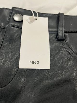 Minifalda Mango negra