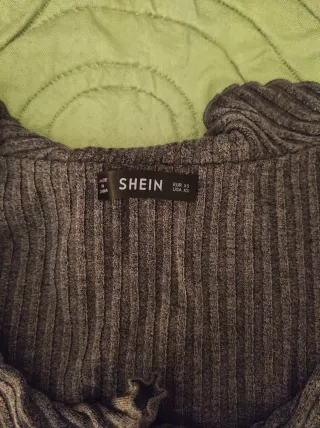 Jersey SHEIN gris cuello volante