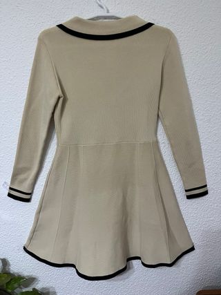 Vestido beige estilo gabardina diseño inspirado M