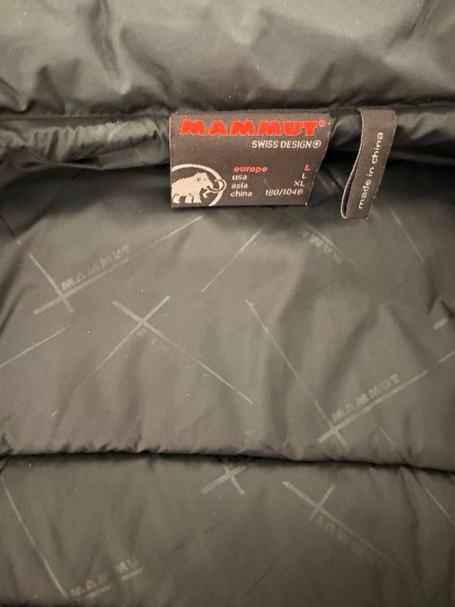 Chaqueta Mammut negra