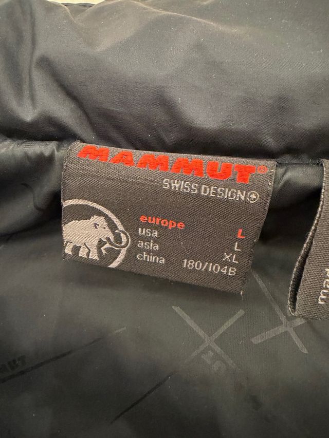 Chaqueta Mammut negra