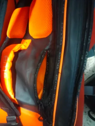 Paletero pádel naranja y negro