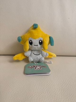 Peluche Jirachi Pokemon Center Japan