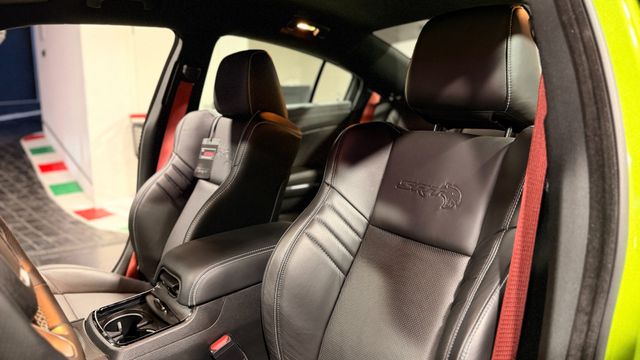 Dodge Charger SRT Hellcat Jailbreak Widebody