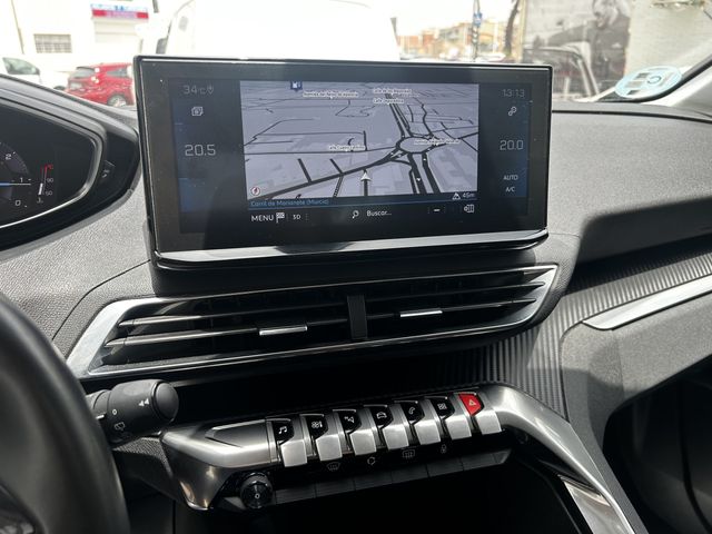 PEUGEOT 3008 Allure 1.5 HDI 130 CV – 2021 – Manual