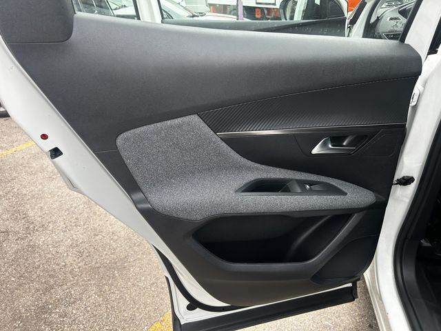 PEUGEOT 3008 Allure 1.5 HDI 130 CV – 2021 – Manual
