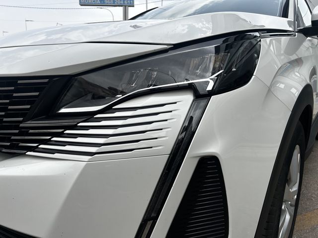PEUGEOT 3008 Allure 1.5 HDI 130 CV – 2021 – Manual