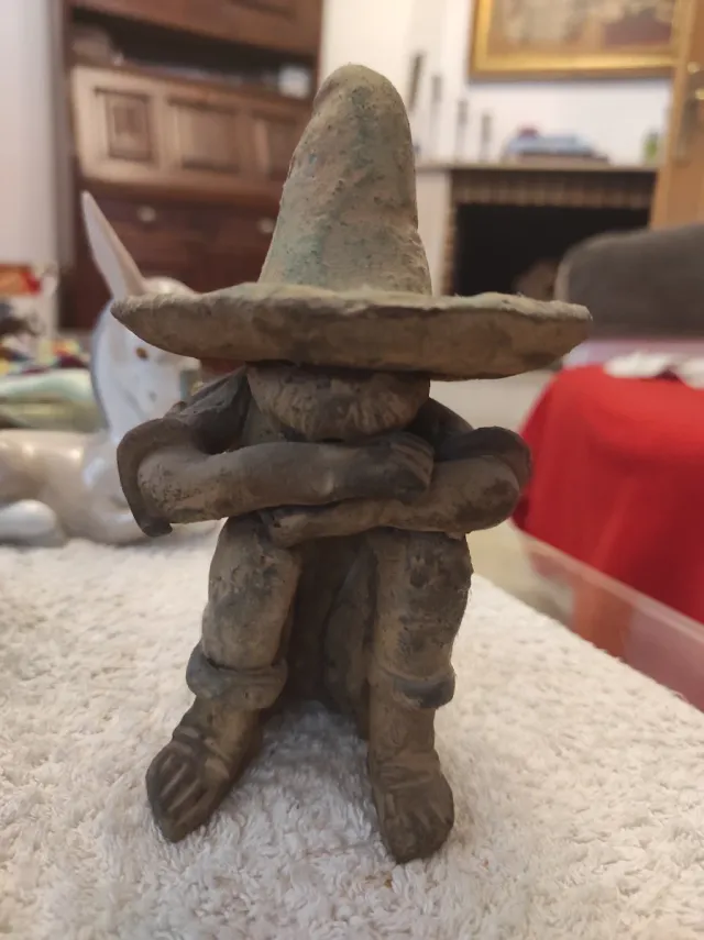 Figura escultura terracota policromada