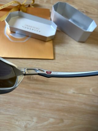 Occhiali da sole Swarovski Oakley Plazma X-Silver