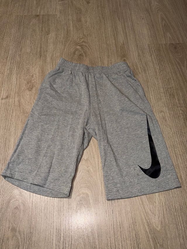 Pantalón de chándal Nike gris
