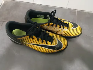 Botas Nike Mercurial X n° 43 Eur
