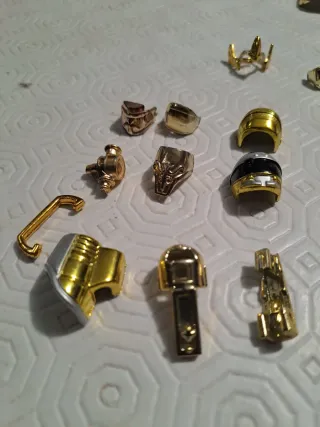 Accesorios Armaduras Caballeros del Zodiaco