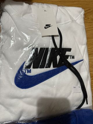 Sudadera Nike XL Negra y Blanca