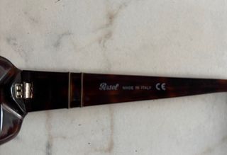 2 Occhiali da Sole Dolce & Gabbana e Persol