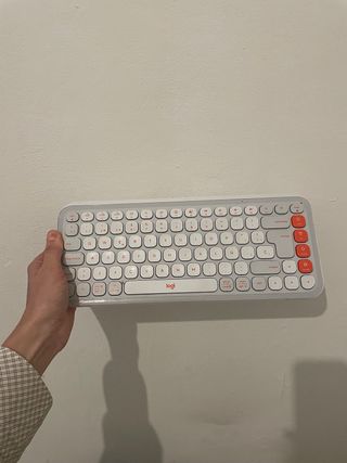 Teclado Logitech Inalámbrico