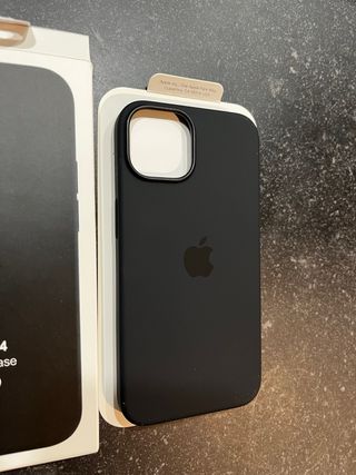 Cover iPhone 14 Nero Silicone MagSafe