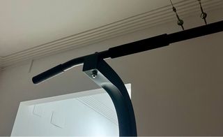 Estación de dominadas y fondos