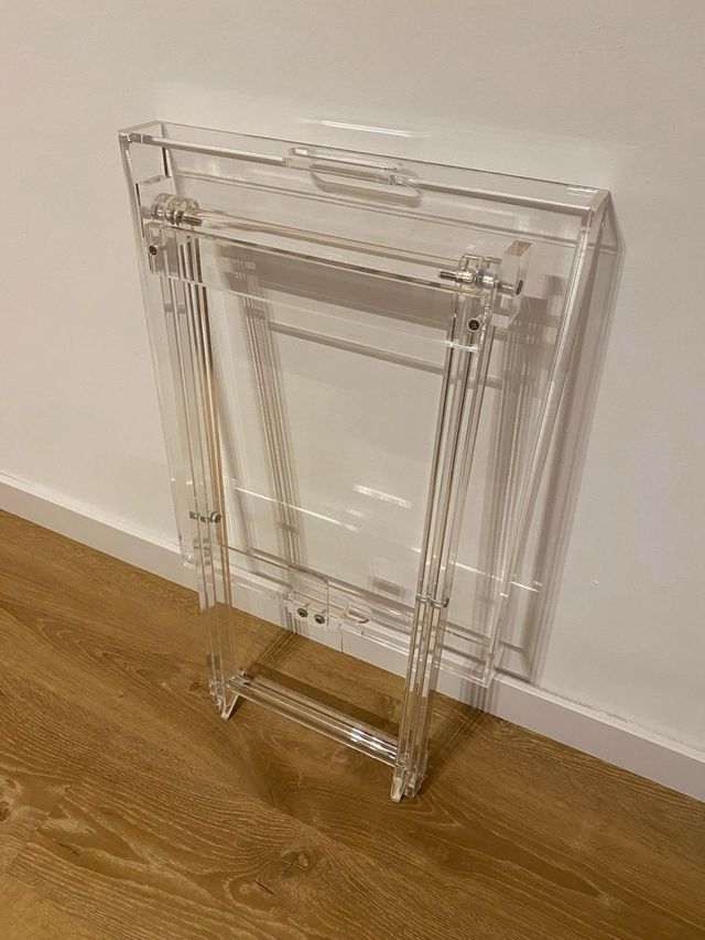 Mesita plegable Zara Home.