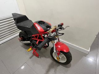 Minimoto 49cc Roja y Negra