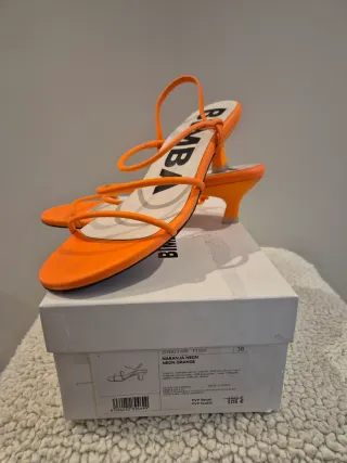 Sandalias Bimba y Lola neón naranja T38
