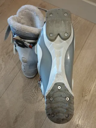 Botas de esquí Atomic, para mujer talla 25.5/26