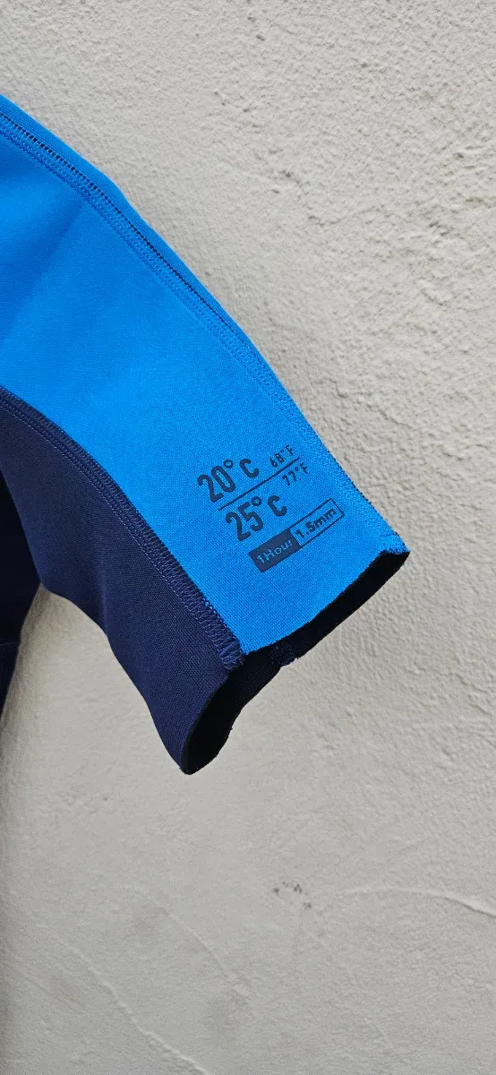 Neopreno Olaian azul y marino