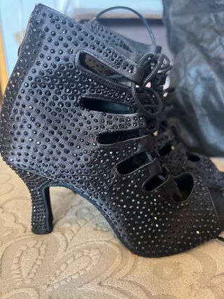 Zapatos de baile con pedrería