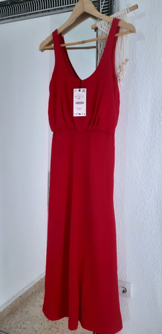 Vestido midi-largo nuevo sin estrenar con etiqueta