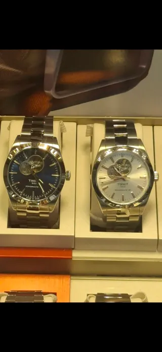 Reloj Tissot Gentleman Open Heart 