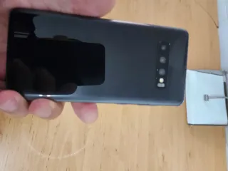 Samsung Galaxy S10 plus
