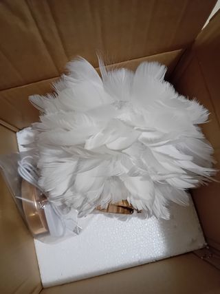 Lampada piume artificiali