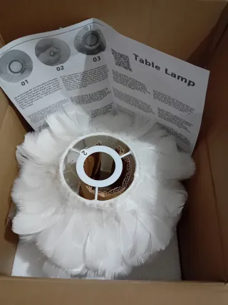 Lampada piume artificiali